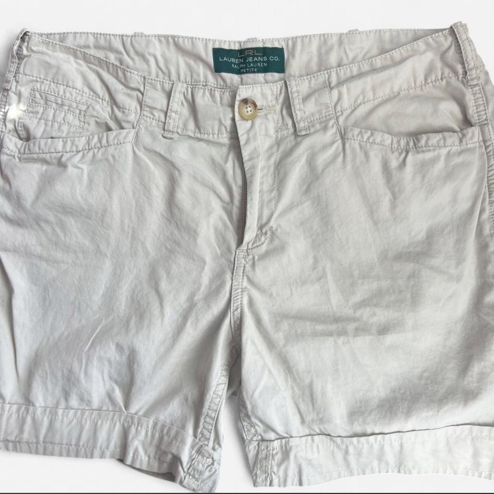 Lauren by Ralph Lauren Beige Shorts Women's size 26 / 6